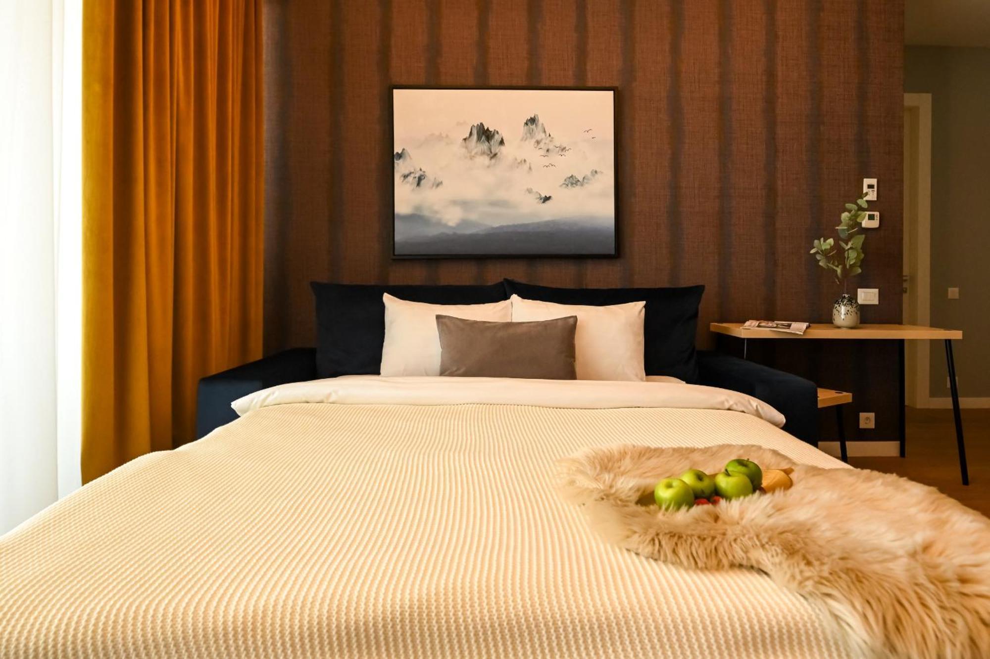One Verdi Park Exclusive Apartments - Panoramic View & Private Parking Бухарест Номер фото