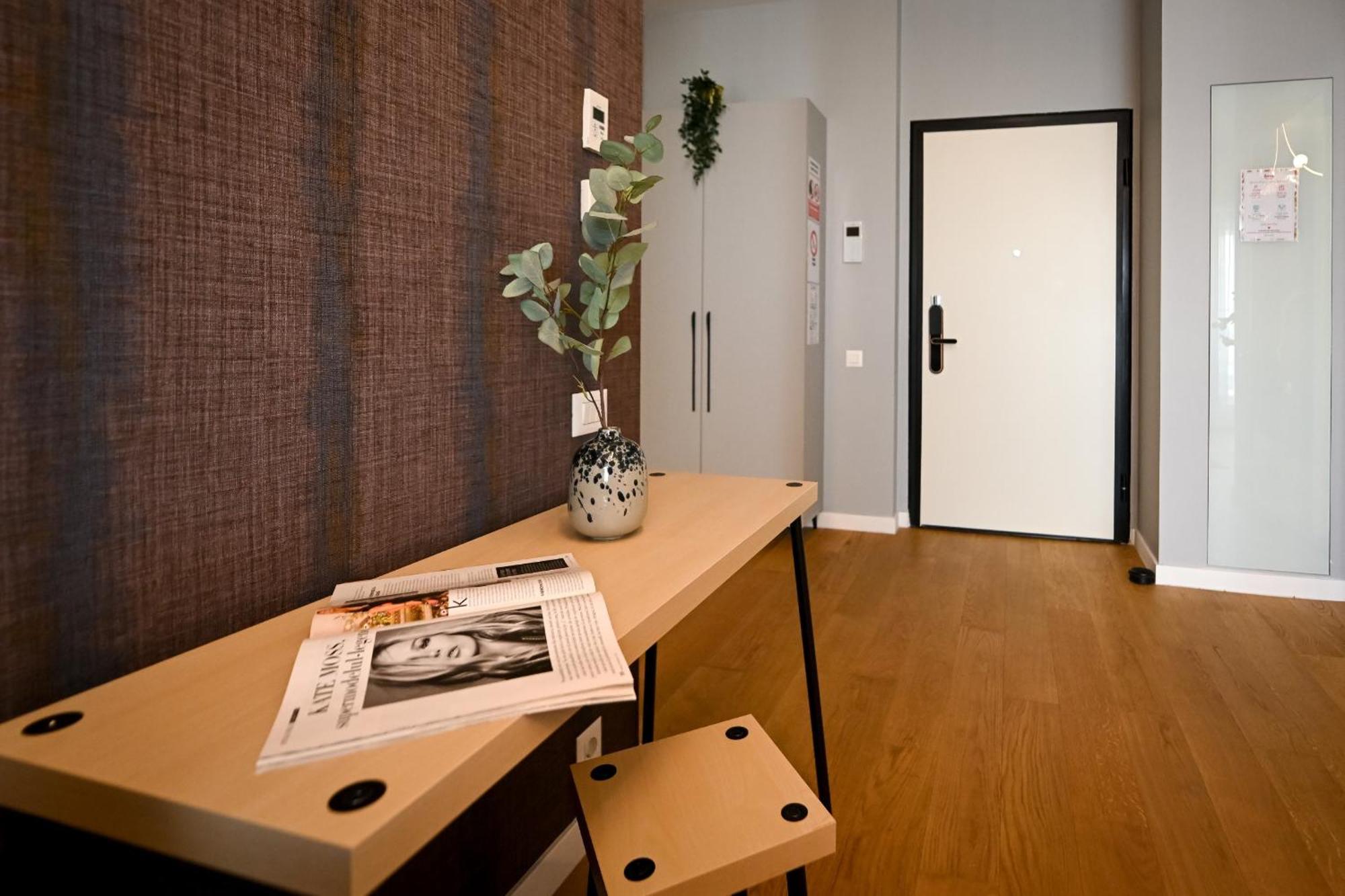 One Verdi Park Exclusive Apartments - Panoramic View & Private Parking Бухарест Номер фото